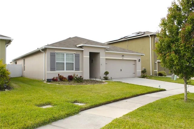 1823 Pristine Loop, LAKELAND