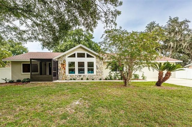 2923 Forestbrook Drive N, LAKELAND