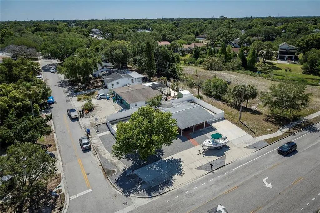 504 Omaha Street, PALM HARBOR
