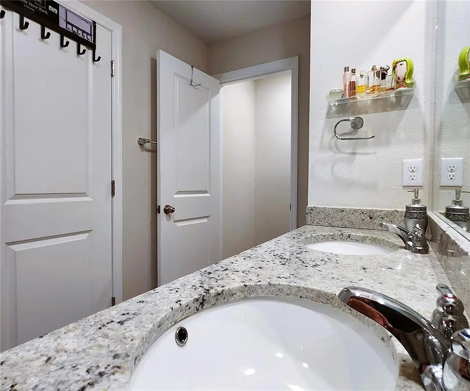 Gulf Shores Realty: 34 35874c80b0cc0d67eb71a2022c264104 l