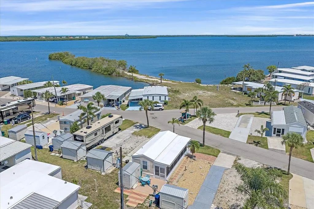 58 Montego Drive, PALMETTO