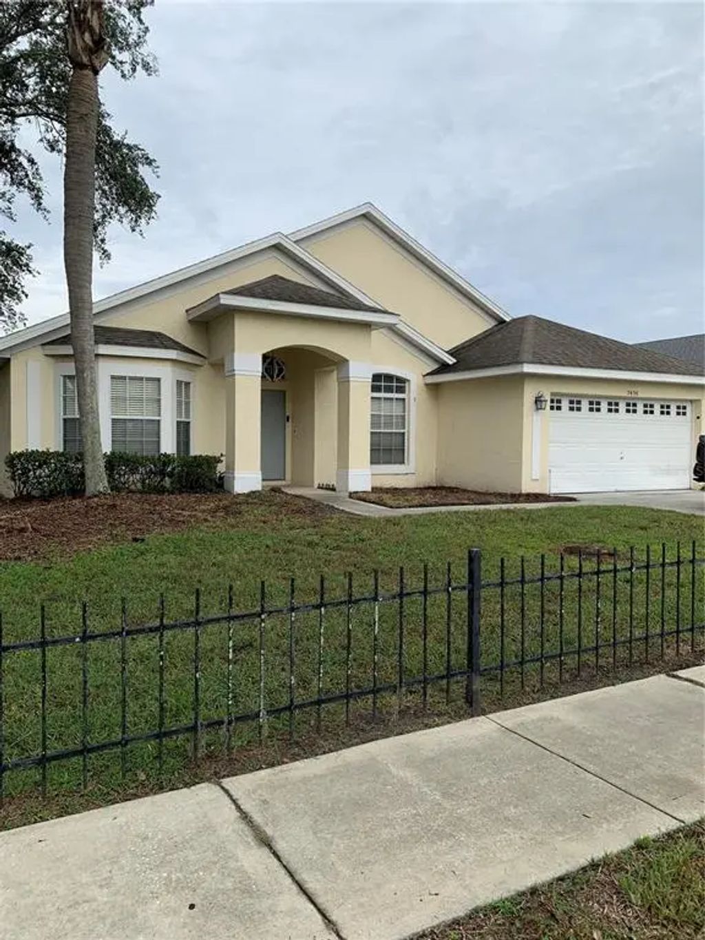 2636 Hawthorne Lane, KISSIMMEE