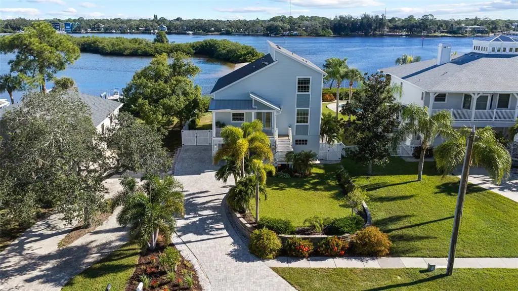 1512 Riverside Drive, TARPON SPRINGS
