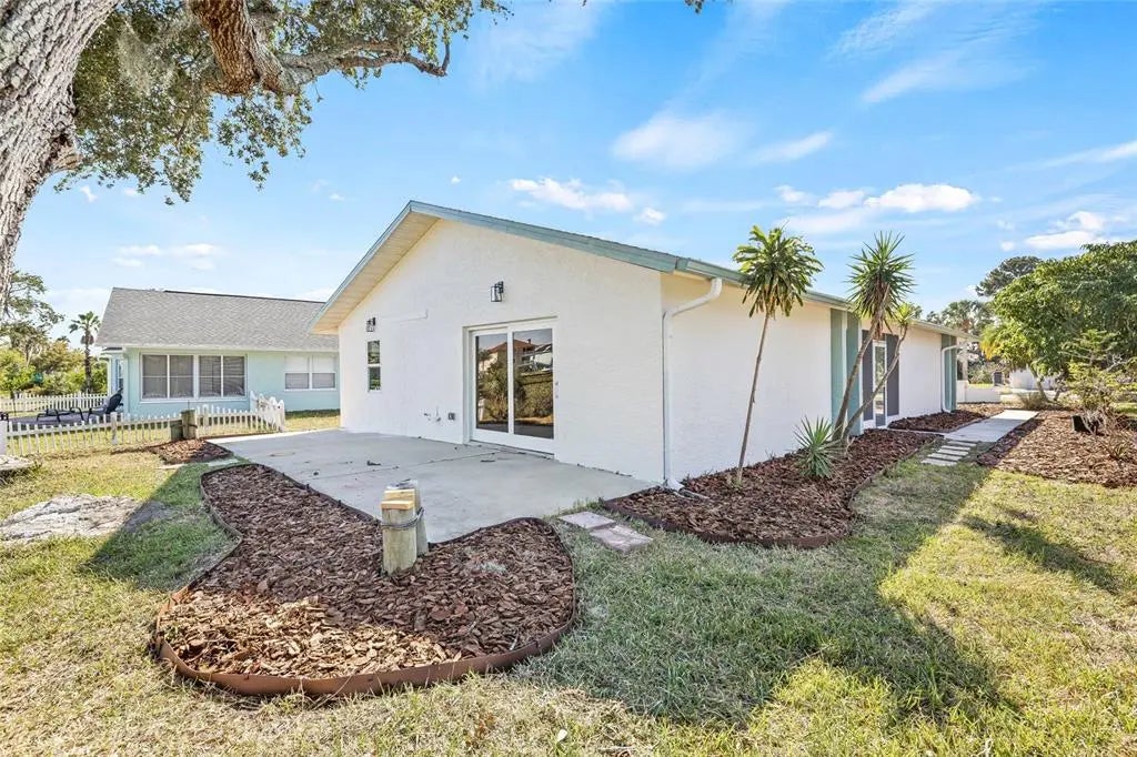 Gulf Shores Realty: 33 da633cc439007ee7889bc7857908360f l