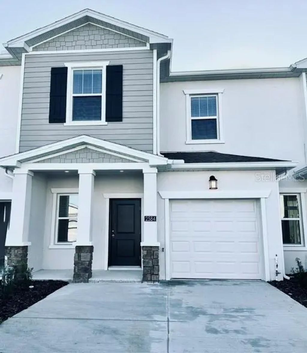 2584 Runners Circle, CLERMONT