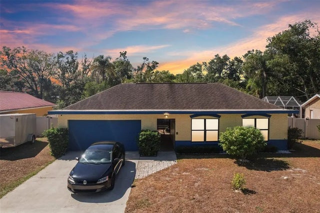 14804 Carnation Drive, TAMPA