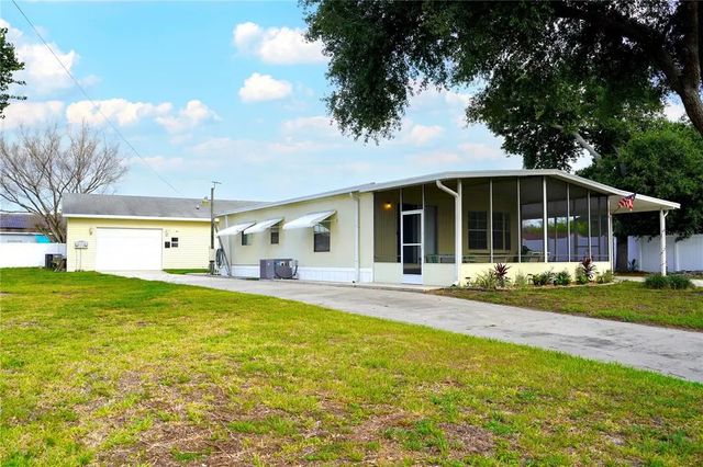 5747 Lake Fox Drive E, WINTER HAVEN