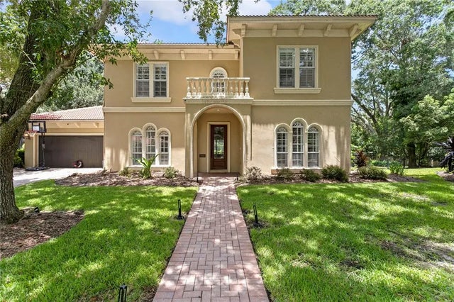 1940 Floresta View Drive, TAMPA
