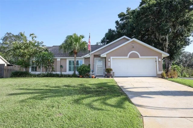424 Meadow Green Drive, DAVENPORT