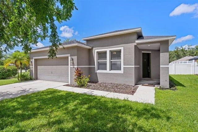 5713 Hawkpark Boulevard, LITHIA