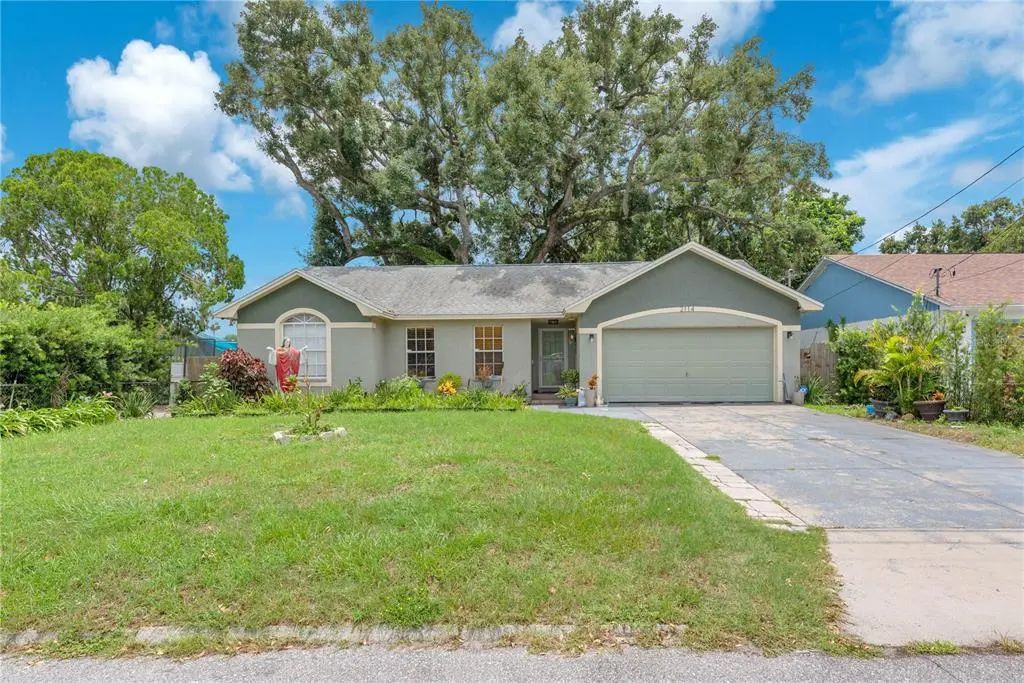 2114 W Hanna Avenue, TAMPA