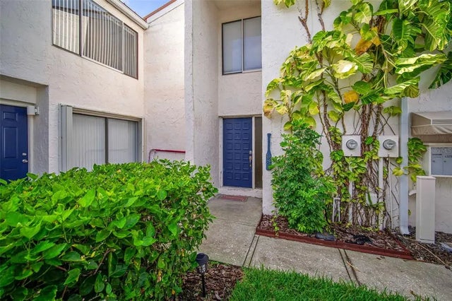 4321 Harbor House Drive, TAMPA