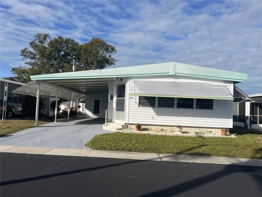 1500 County Road 1 201, DUNEDIN