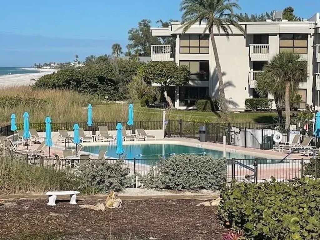 5757 Gulf Of Mexico Drive 202, LONGBOAT KEY