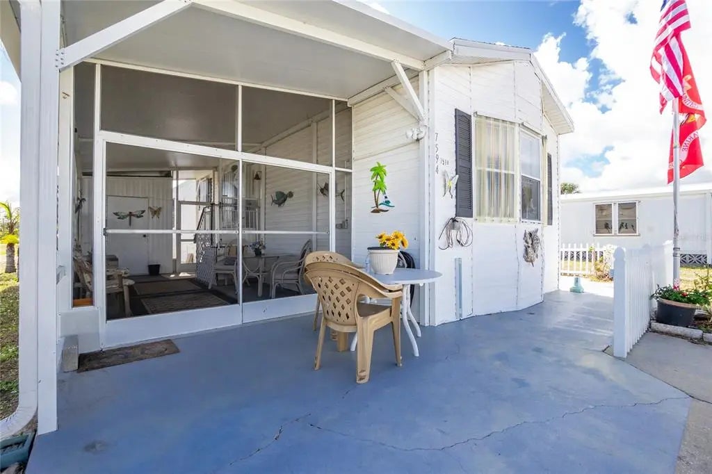 Photo of Listing #C7502073