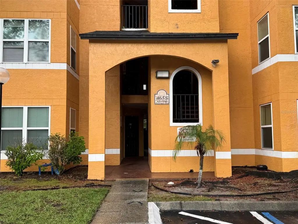 4658 Commander Drive 813, ORLANDO