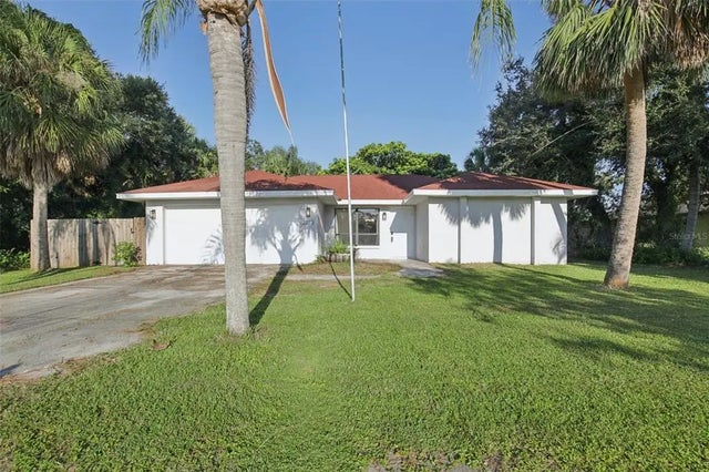 2273 S Salford Boulevard, NORTH PORT