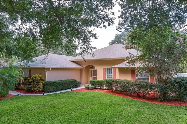 13545 Oak Bend Drive, GRAND ISLAND