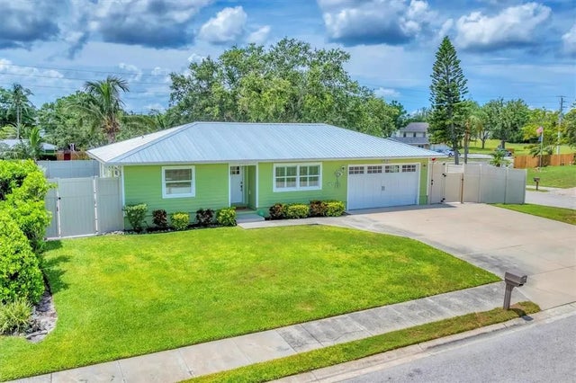 7727 9th Avenue Drive Nw, BRADENTON