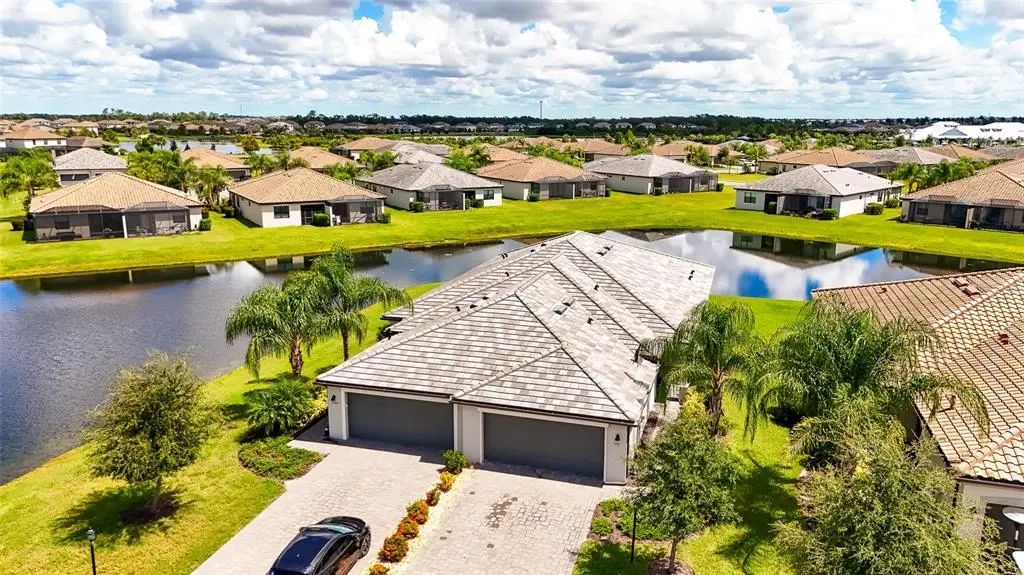5311 White Sand Cove, BRADENTON