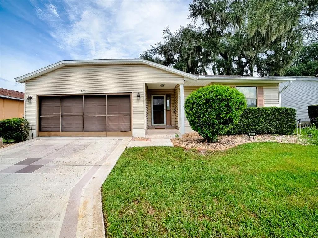 647 Timbercrest Drive, LEESBURG
