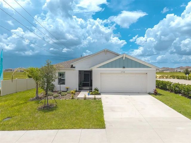3704 Dusty Miller Place, HAINES CITY