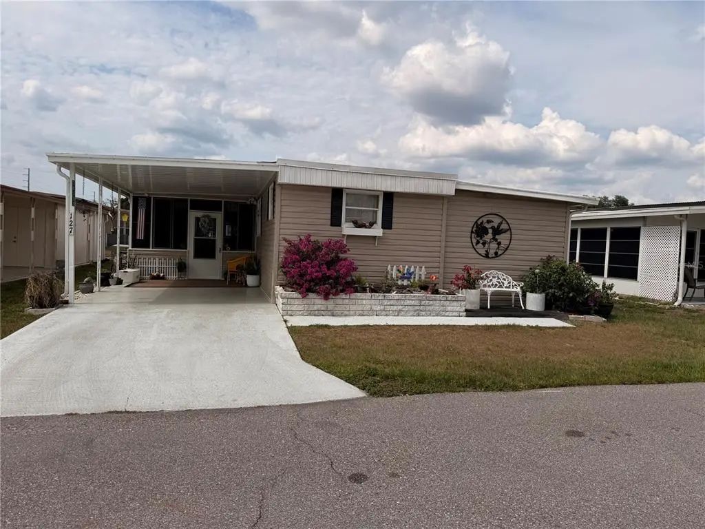 38533 Lansing Avenue, ZEPHYRHILLS