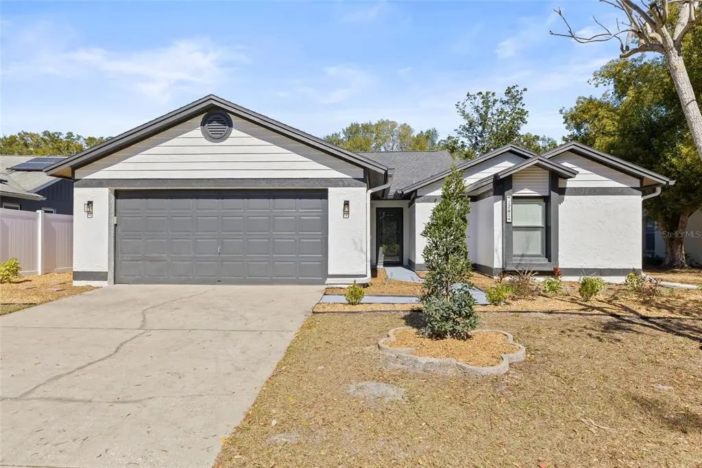 1741 Spinning Wheel Drive, LUTZ