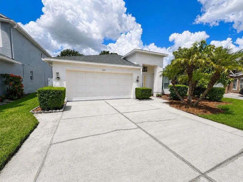 3207 Clover Blossom Circle, LAND O LAKES