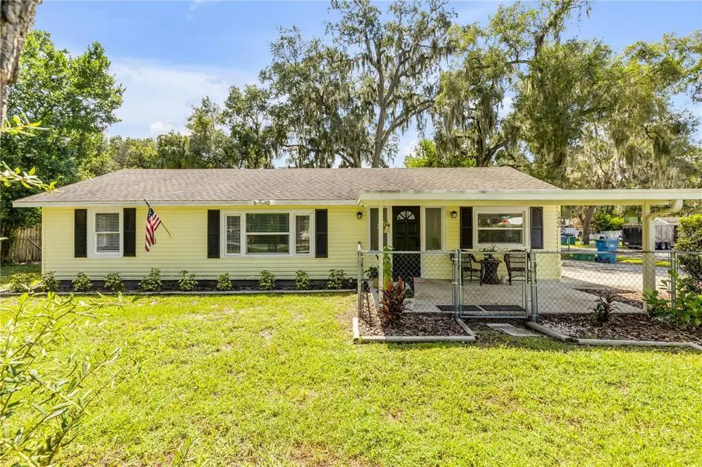 1402 E Voorhis Avenue, DELAND