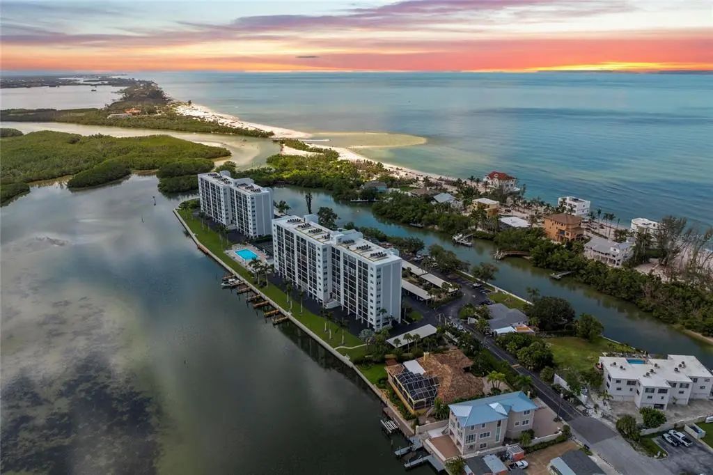 9393 Midnight Pass Road 205, SARASOTA