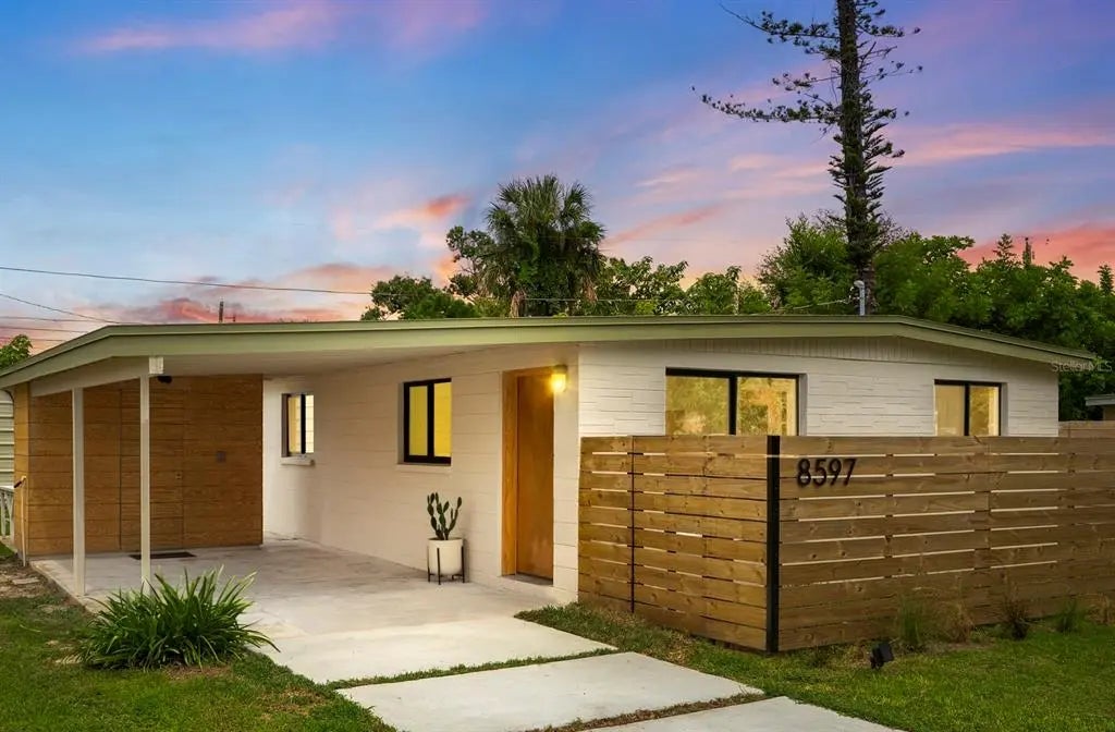 8597 93rd Avenue, SEMINOLE