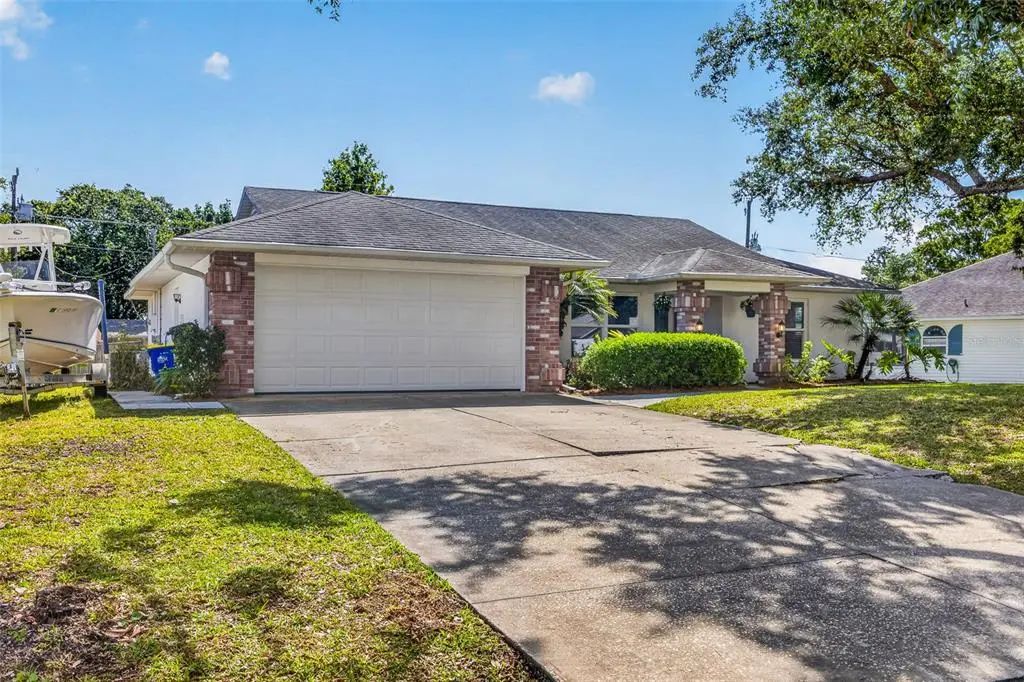 2225 Vista Palm Drive, EDGEWATER