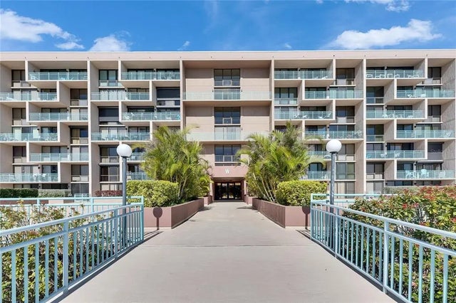 1 Key Capri 604w, TREASURE ISLAND