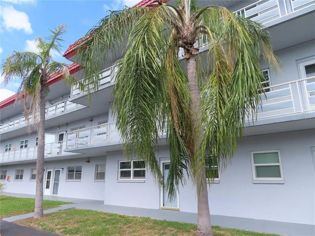 5660 80th Street N A205, ST PETERSBURG