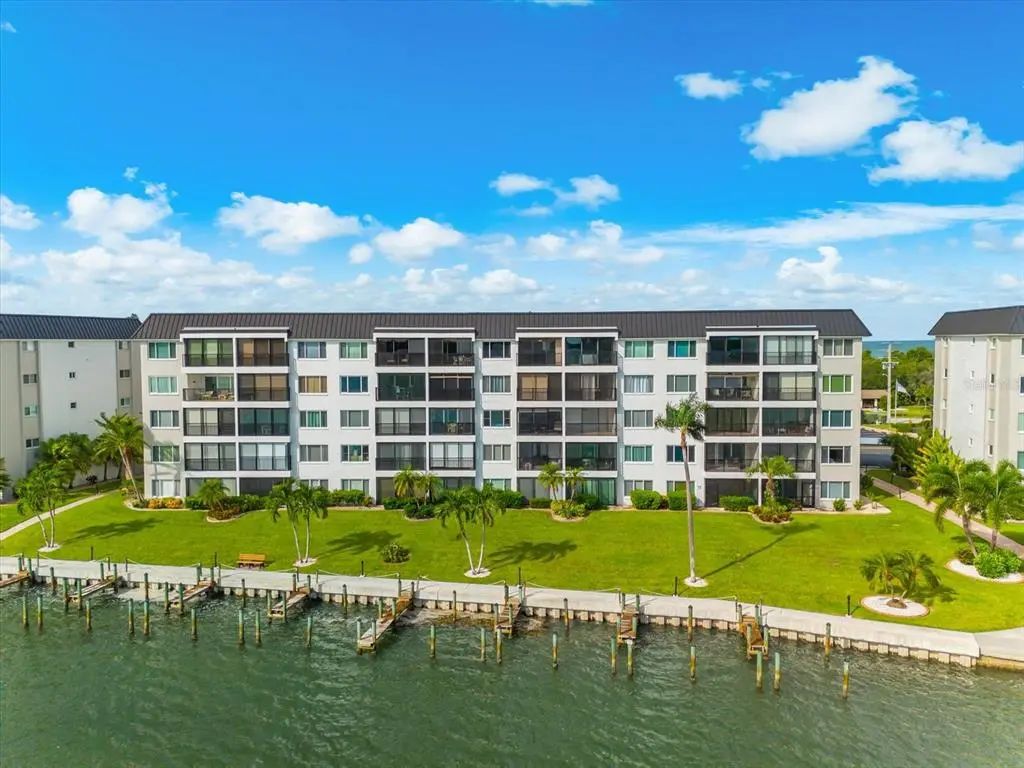 8911 Midnight Pass Road 511, SARASOTA