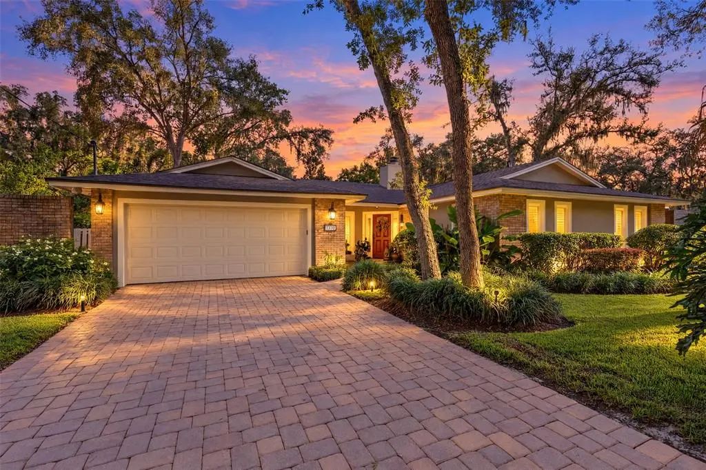 1310 Stanley Street, LONGWOOD