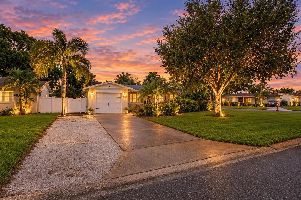 5601 15th Avenue N, ST. PETERSBURG