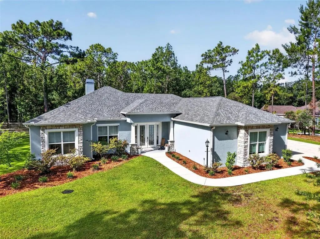 2075 County Road 243f, WILDWOOD