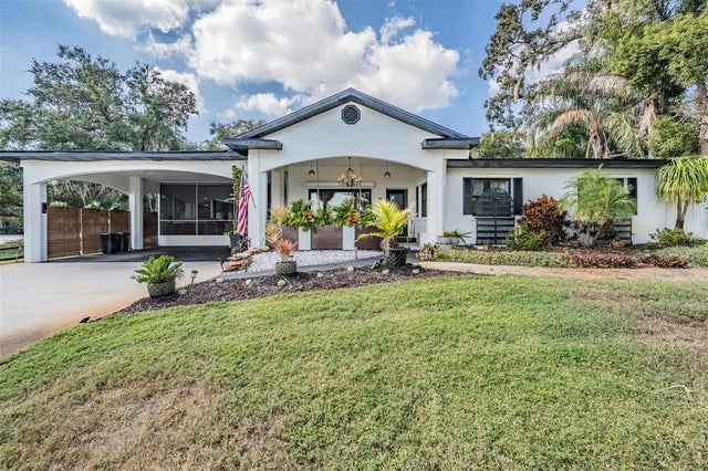 302 Whitcomb Boulevard, TARPON SPRINGS