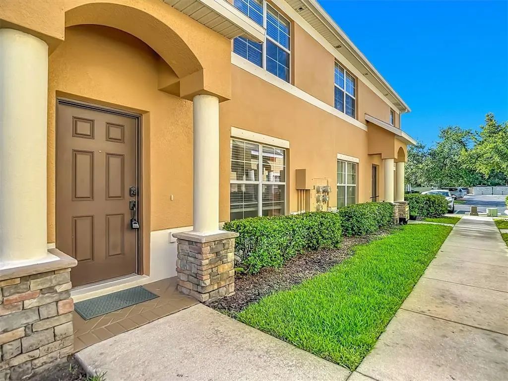 9838 Trumpet Vine Loop, TRINITY