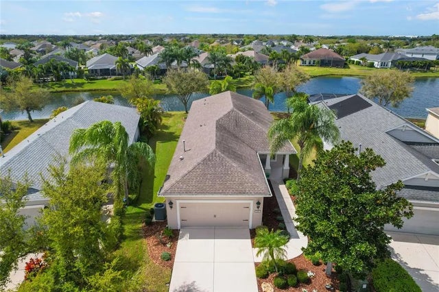 12187 Longview Lake Circle, BRADENTON