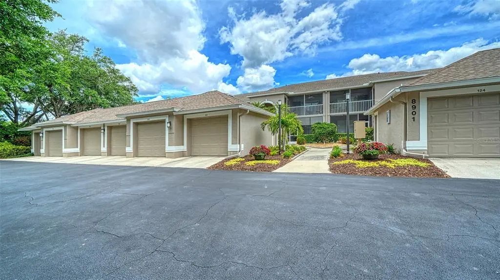 8901 Veranda Way 111, SARASOTA