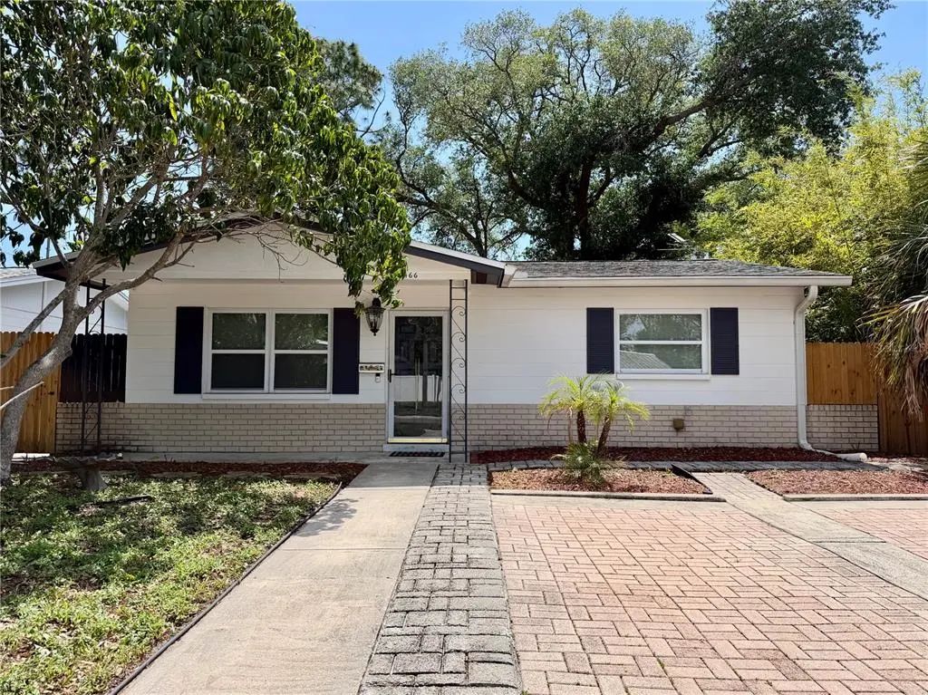 166 Sw Lincoln Circle N, ST PETERSBURG