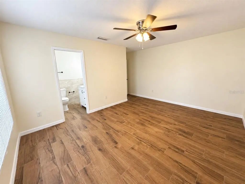 18 of 31 - 902 W Shannon Court, VENICE, FL