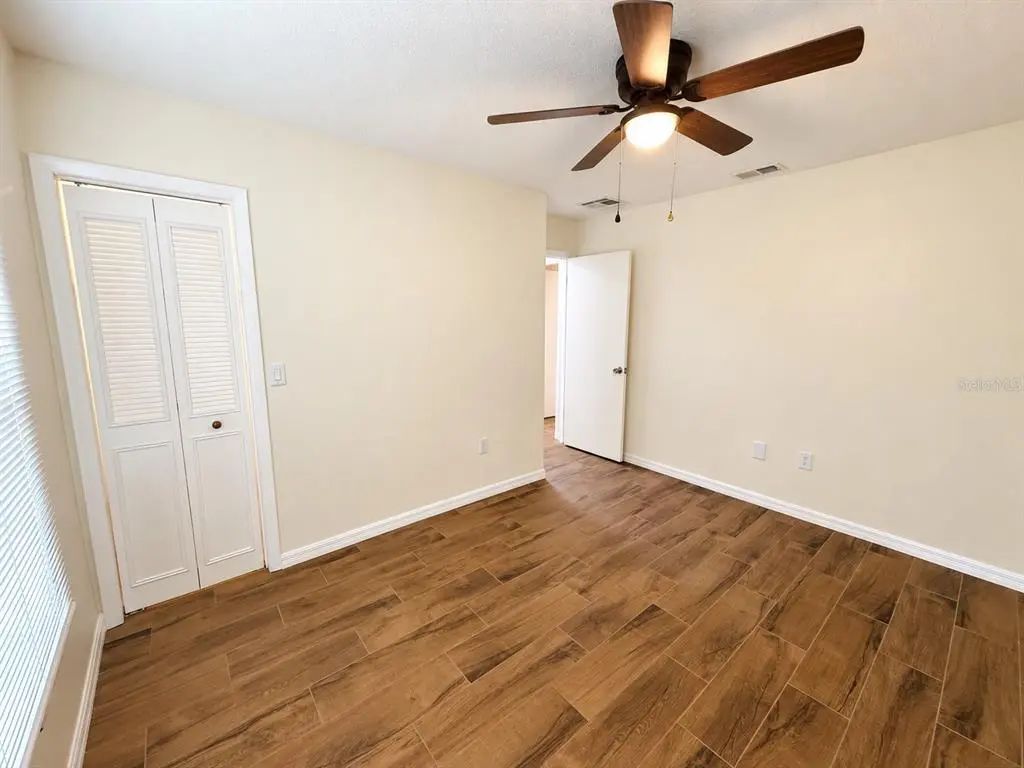 19 of 31 - 902 W Shannon Court, VENICE, FL
