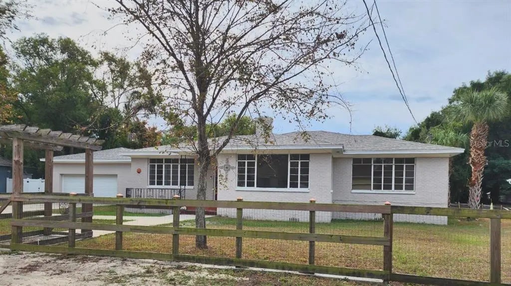 913 E Genesee Street, TAMPA