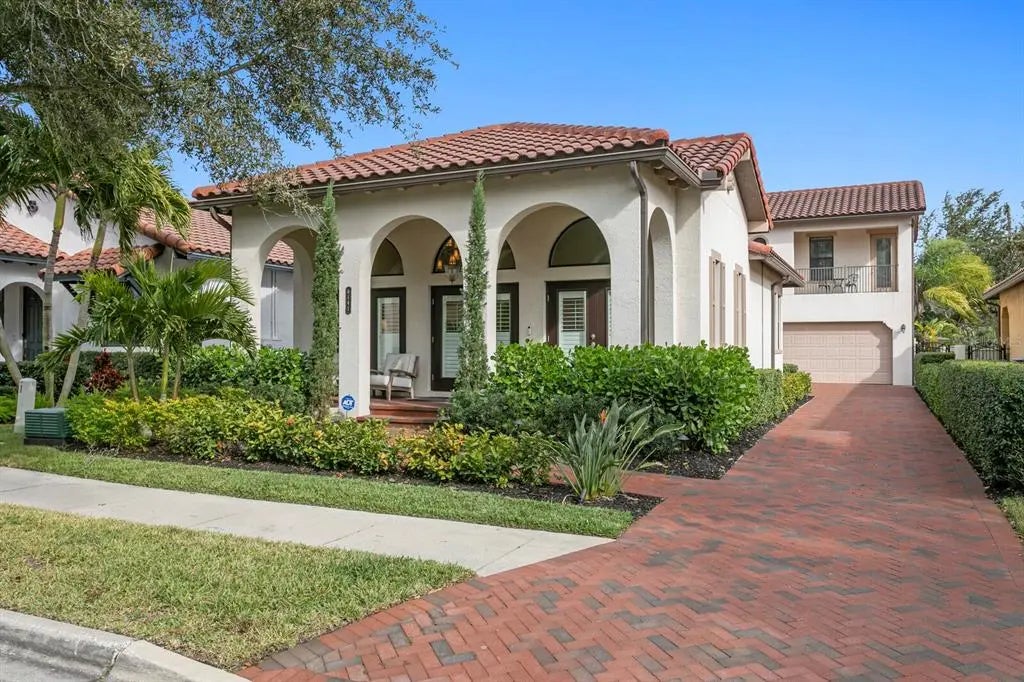 6141 Yeats Manor Drive, TAMPA