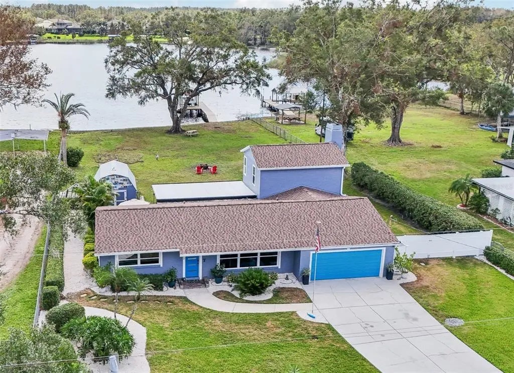 423 E County Line Road, LUTZ