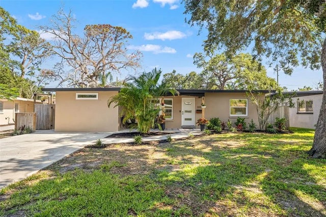 310 55th Avenue S, ST PETERSBURG